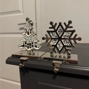 Silver Holiday Decor Set with Christmas Tree and Snowflake